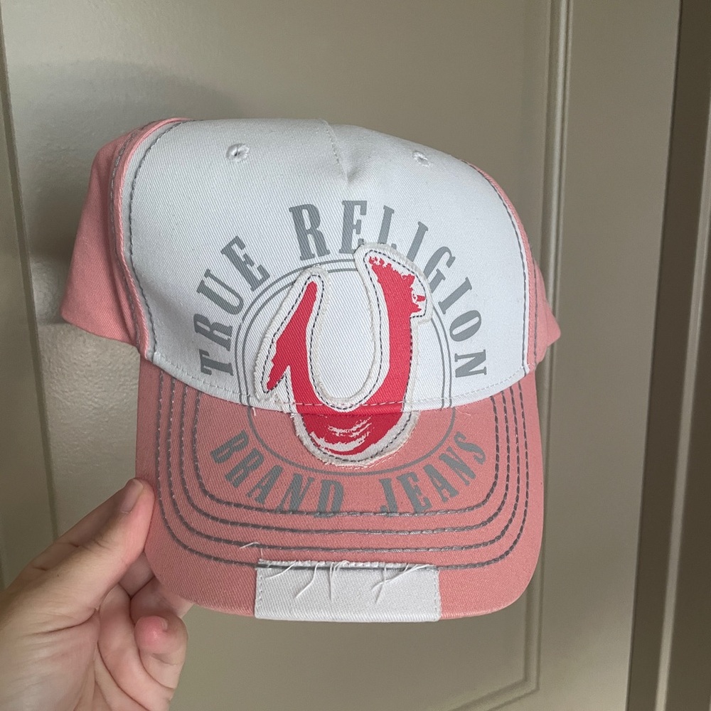 True Religion hat - Picture 2 of 4